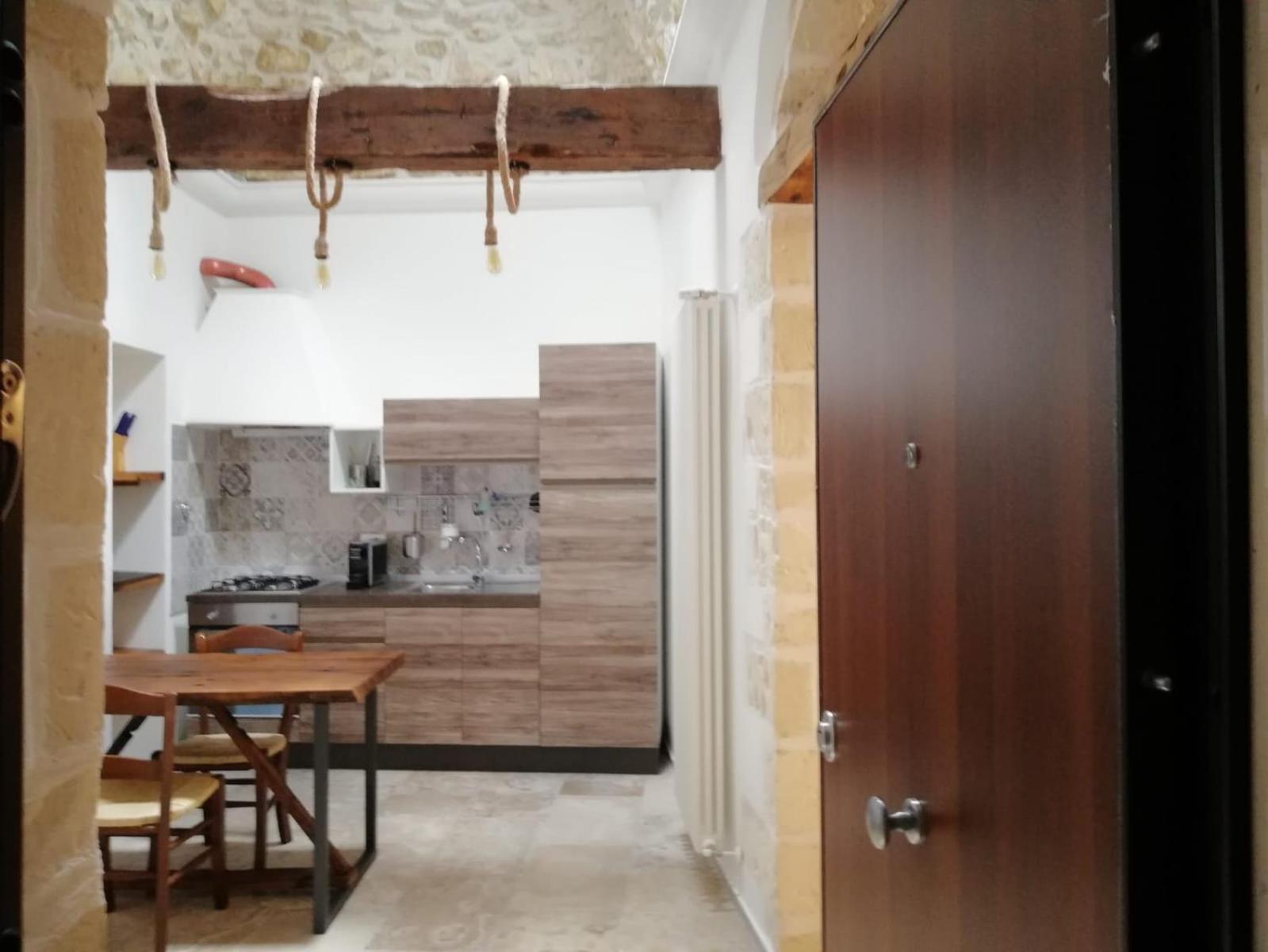 비에스테 La Casa Al Borgo 아파트 외부 사진